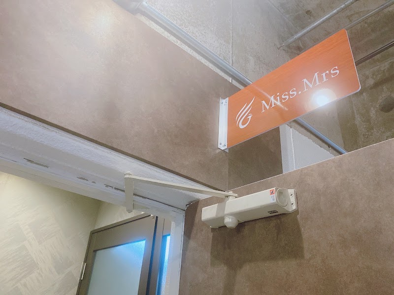 都度払いで通える女性専門脱毛サロンMiss.Mrs（ミスミセス）の店内写真