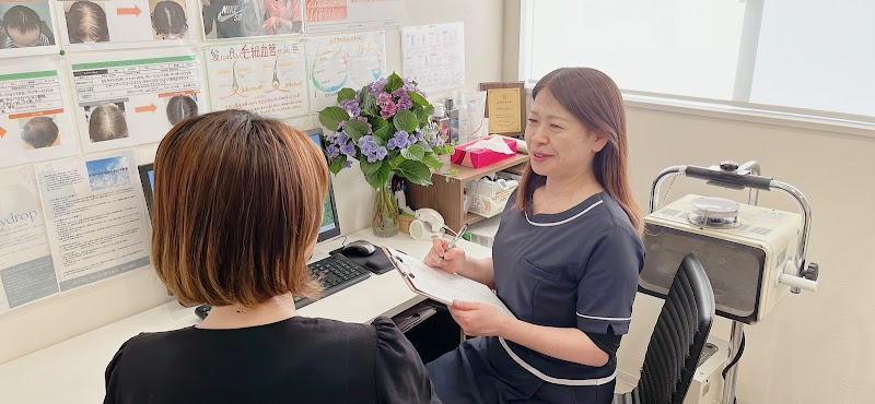 スーパースカルプ発毛センター光の森店の店内写真