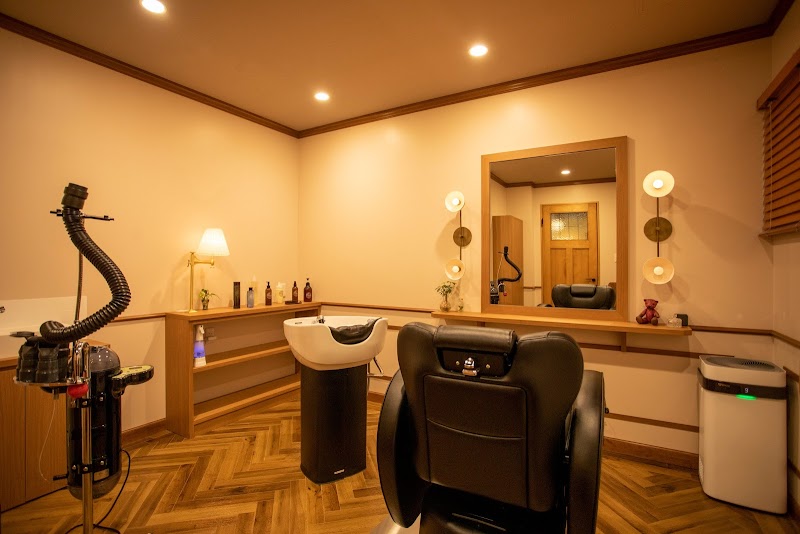 プーラ式ヘッドスパ監修 ヘッドスパ専門店デコ（草加・川口・越谷エリア）の店内写真