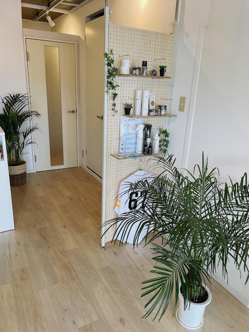 男の脱毛屋さんてっちゃんちの店内写真