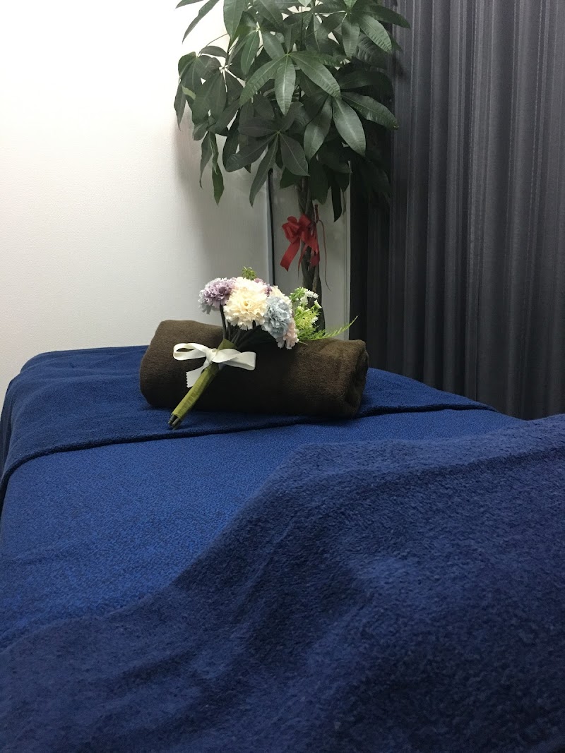 小顔＆シミ専門店REONEの店内写真