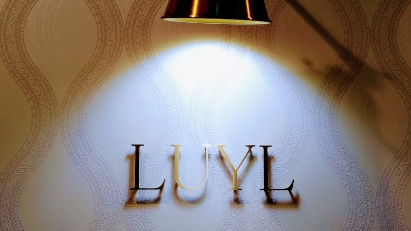 LUYL〈ヘッドスパ・素髪ケア・頭エステ・頭皮ケア専門店ライル〉の店内写真