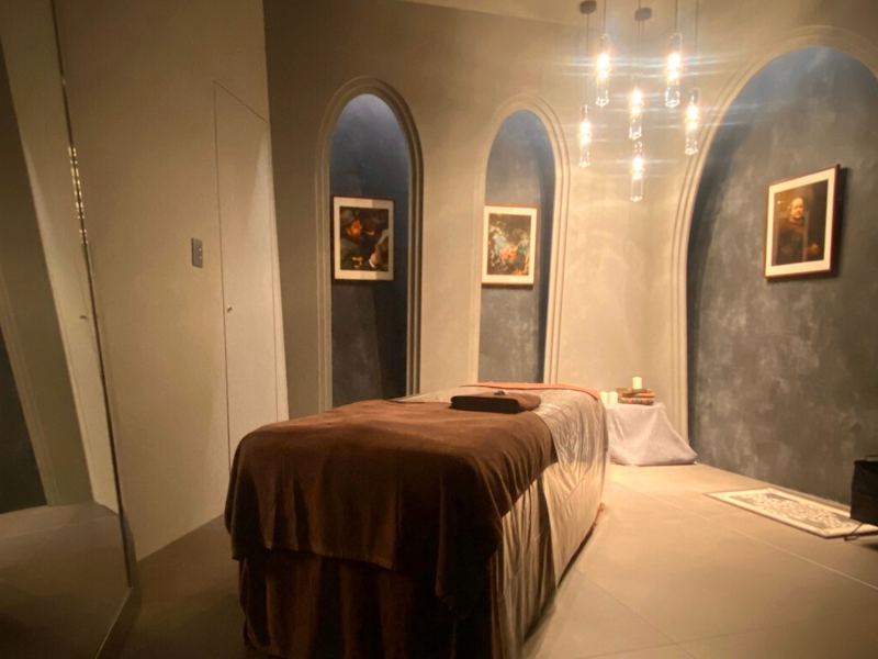 Full House AeriAlの店内写真