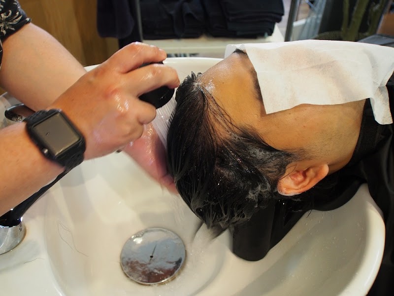 ヘッドスパ専門店「HEDEN」岡山2号店の店内写真