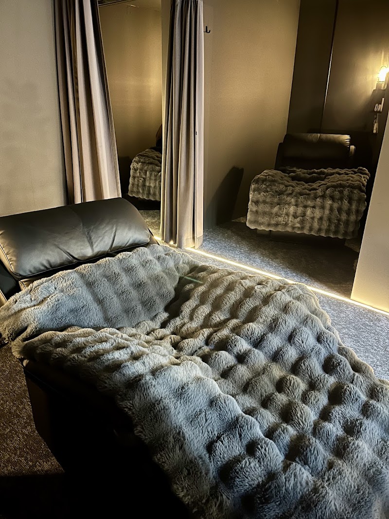 ドライヘッドスパ専門店 TUKIYOMI天文館店の店内写真