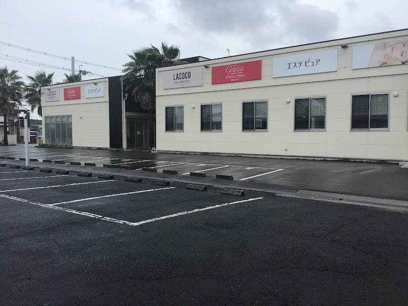 ピュアスリム 田原本店の店内写真