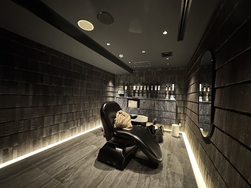 HEAD SPA Kuu 心斎橋店の店内写真