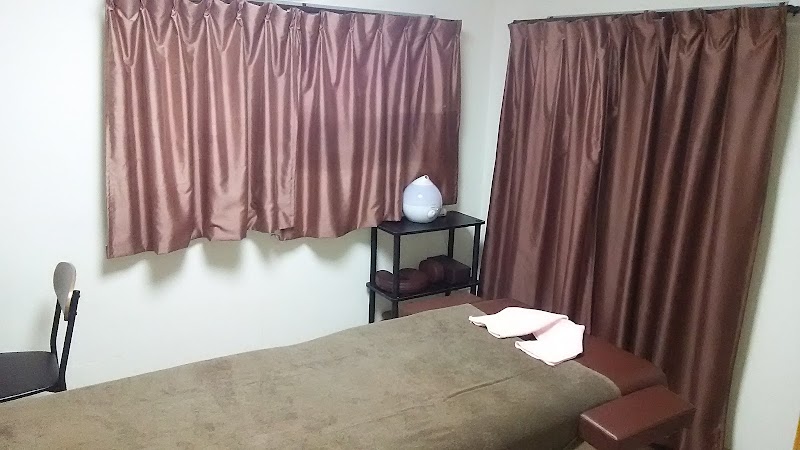 メンズリフレッシュサロン アイリーの店内写真