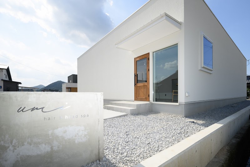 umi hair & head spa 【 ウミ ヘアー アンド ヘッドスパ 】の店内写真