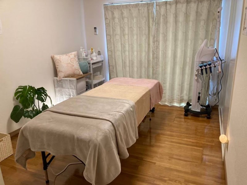 ［ヒーリングオブエステOasis］の店内写真