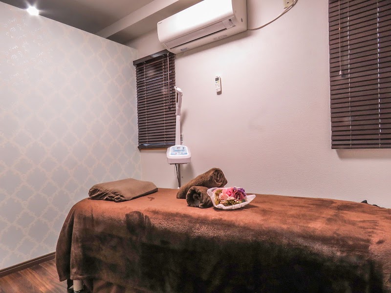 トータルケアサロンAQUA｜長崎ダイエット・痩身・体質改善の店内写真