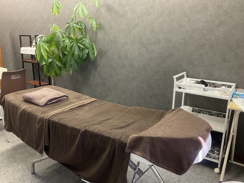 レディース・メンズ フェイシャルエステ・脱毛サロンTsuyaTsuyaの店内写真