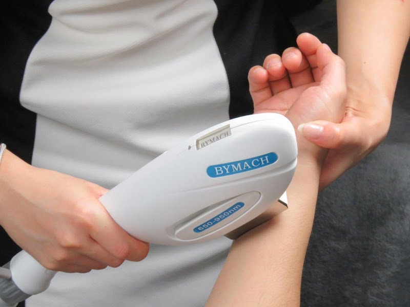 【メンズ脱毛専門店】men's salon kyuaーキュアーの店内写真