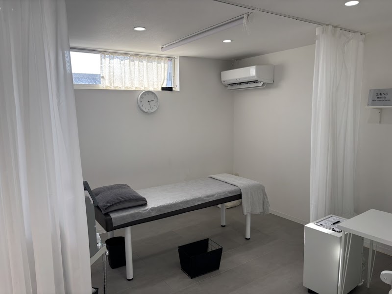 メンズ脱毛SHINE宮崎末広店【メンズ脱毛・全身脱毛・髭脱毛・VIO脱毛】の店内写真